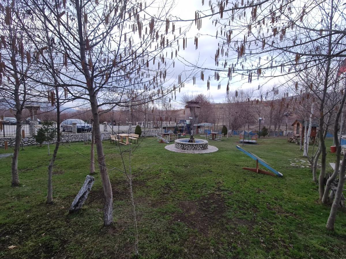 Sofra Kolonjare Agroturizem Hotel Erseka Kültér fotó